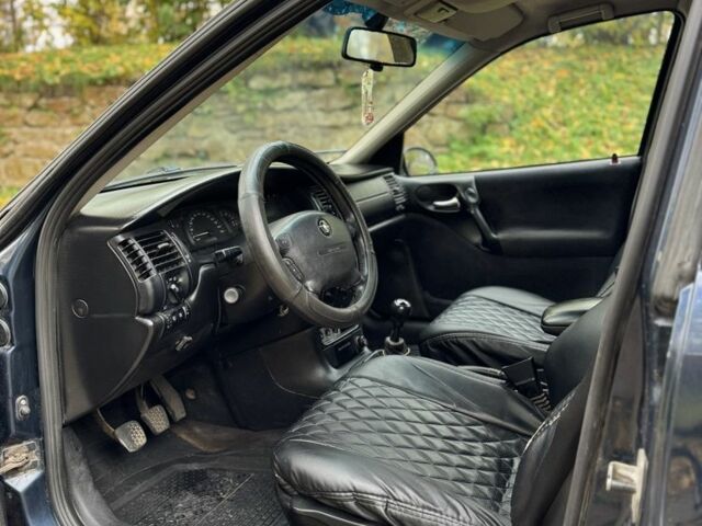 Опель Вектра 2000 в Остоге на Automoto.ua Синий Опель Вектра, объемом двигателя 1.8 л и пробегом 300 тыс. км за 1850 $, фото 7 на Automoto.ua