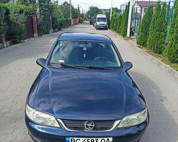 Синий Опель Вектра, объемом двигателя 1.8 л и пробегом 277 тыс. км за 3500 $, фото 29 на Automoto.ua