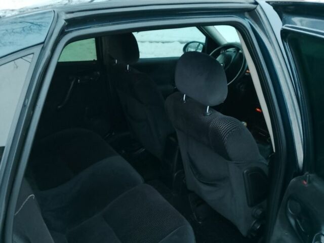 Синій Опель Вектра, об'ємом двигуна 2 л та пробігом 347 тис. км за 2700 $, фото 5 на Automoto.ua