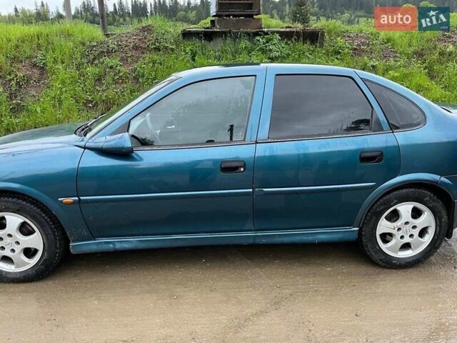 Синий Опель Вектра, объемом двигателя 1.6 л и пробегом 330 тыс. км за 2000 $, фото 3 на Automoto.ua