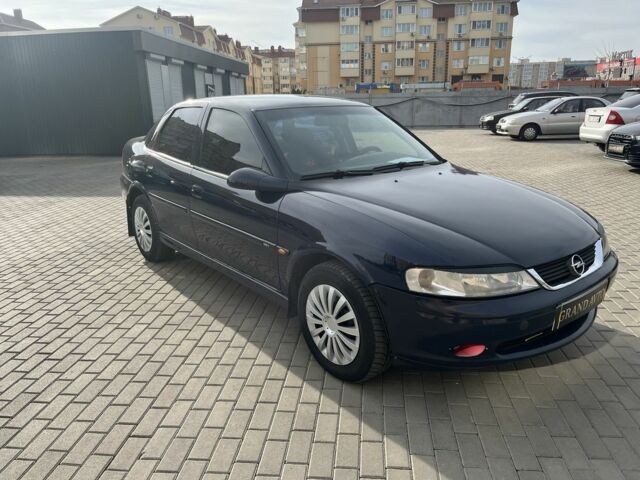 Синій Опель Вектра, об'ємом двигуна 0 л та пробігом 288 тис. км за 3500 $, фото 1 на Automoto.ua