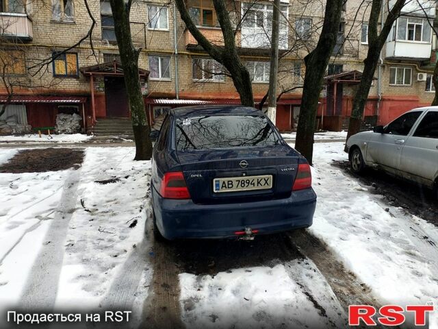 Синий Опель Вектра, объемом двигателя 1.6 л и пробегом 121 тыс. км за 1700 $, фото 2 на Automoto.ua