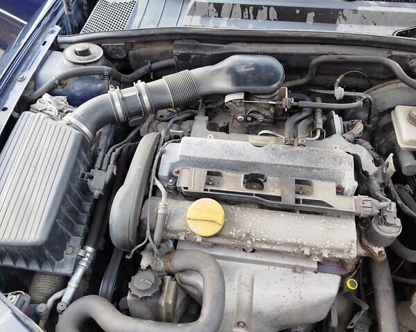 Синий Опель Вектра, объемом двигателя 1.8 л и пробегом 226 тыс. км за 2650 $, фото 15 на Automoto.ua