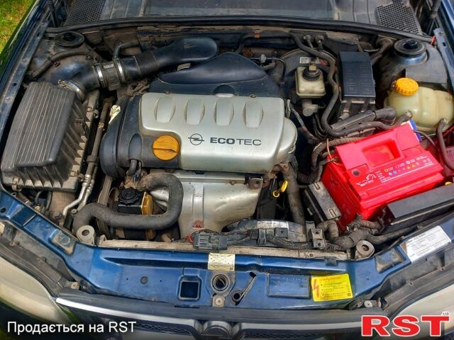 Синий Опель Вектра, объемом двигателя 1.8 л и пробегом 320 тыс. км за 1800 $, фото 6 на Automoto.ua