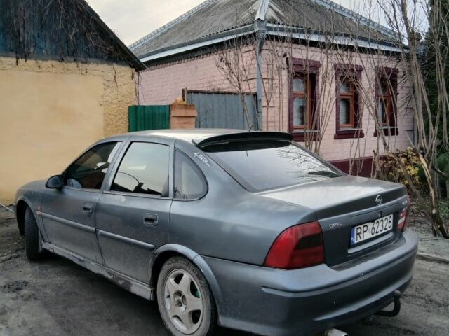 Синій Опель Вектра, об'ємом двигуна 0 л та пробігом 300 тис. км за 800 $, фото 2 на Automoto.ua