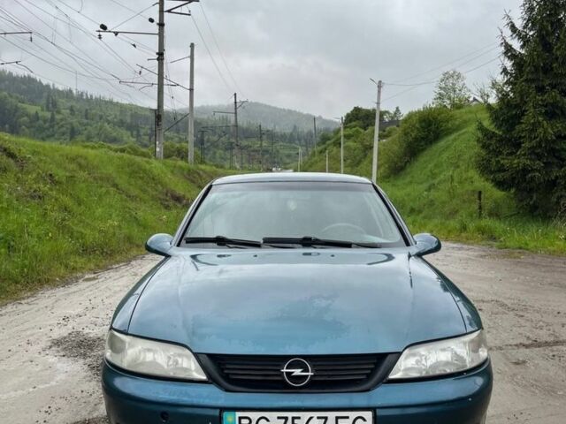 Синій Опель Вектра, об'ємом двигуна 1.6 л та пробігом 330 тис. км за 2000 $, фото 3 на Automoto.ua
