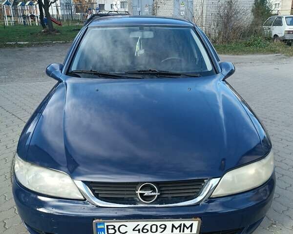 Синій Опель Вектра, об'ємом двигуна 2 л та пробігом 450 тис. км за 1850 $, фото 4 на Automoto.ua