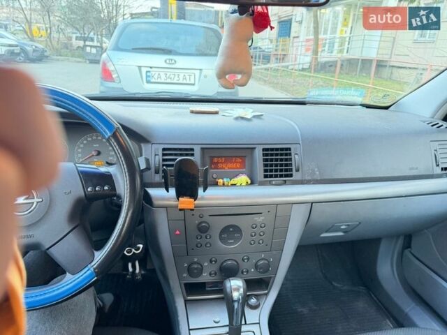 Синий Опель Вектра, объемом двигателя 2.2 л и пробегом 262 тыс. км за 3800 $, фото 14 на Automoto.ua