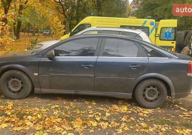 Синій Опель Вектра, об'ємом двигуна 0 л та пробігом 300 тис. км за 1800 $, фото 4 на Automoto.ua
