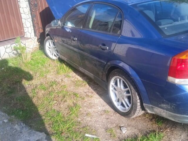 Синій Опель Вектра, об'ємом двигуна 2.2 л та пробігом 289 тис. км за 1800 $, фото 4 на Automoto.ua