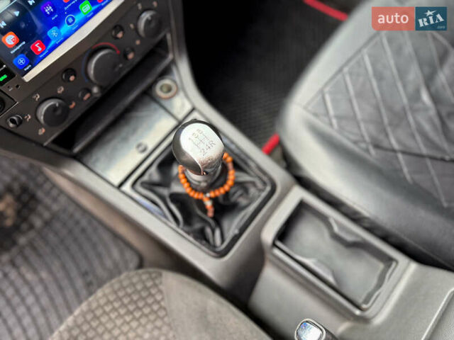 Синий Опель Вектра, объемом двигателя 2 л и пробегом 364 тыс. км за 2999 $, фото 31 на Automoto.ua