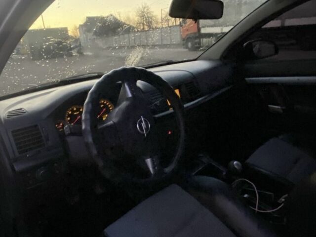 Синій Опель Вектра, об'ємом двигуна 2.2 л та пробігом 300 тис. км за 2200 $, фото 5 на Automoto.ua