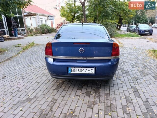 Синій Опель Вектра, об'ємом двигуна 2 л та пробігом 294 тис. км за 3700 $, фото 6 на Automoto.ua