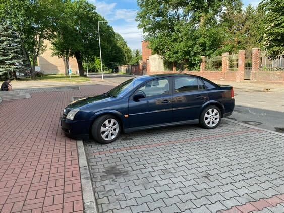 Синий Опель Вектра, объемом двигателя 2.2 л и пробегом 310 тыс. км за 2400 $, фото 7 на Automoto.ua