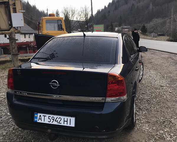 Синий Опель Вектра, объемом двигателя 2 л и пробегом 200 тыс. км за 3500 $, фото 3 на Automoto.ua