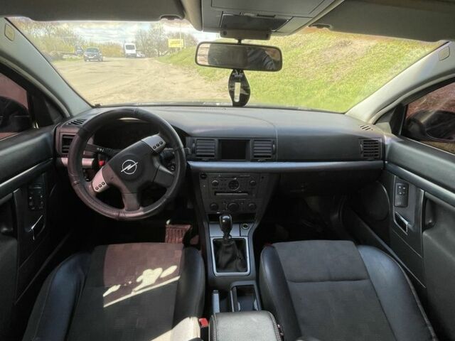 Синий Опель Вектра, объемом двигателя 2.2 л и пробегом 350 тыс. км за 2950 $, фото 4 на Automoto.ua