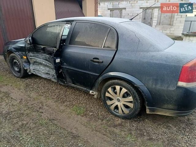 Синій Опель Вектра, об'ємом двигуна 2 л та пробігом 352 тис. км за 1699 $, фото 3 на Automoto.ua