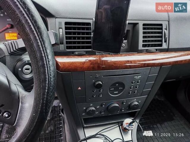 Синий Опель Вектра, объемом двигателя 2 л и пробегом 281 тыс. км за 5000 $, фото 7 на Automoto.ua