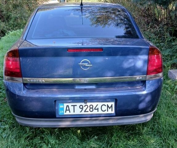 Синій Опель Вектра, об'ємом двигуна 2.2 л та пробігом 225 тис. км за 3600 $, фото 2 на Automoto.ua