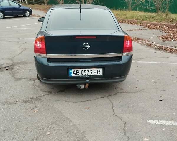 Синий Опель Вектра, объемом двигателя 1.8 л и пробегом 277 тыс. км за 4100 $, фото 1 на Automoto.ua
