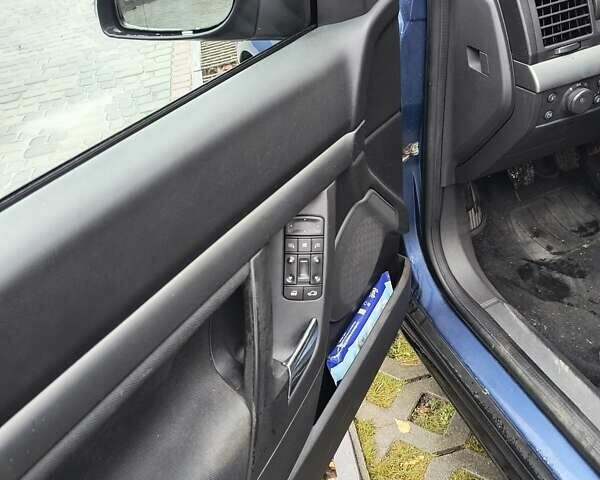 Синий Опель Вектра, объемом двигателя 1.8 л и пробегом 192 тыс. км за 3800 $, фото 13 на Automoto.ua