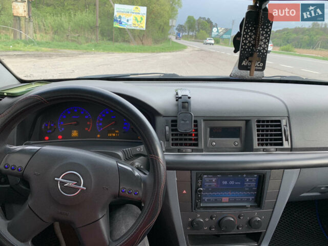 Синій Опель Вектра, об'ємом двигуна 1.8 л та пробігом 340 тис. км за 3600 $, фото 2 на Automoto.ua
