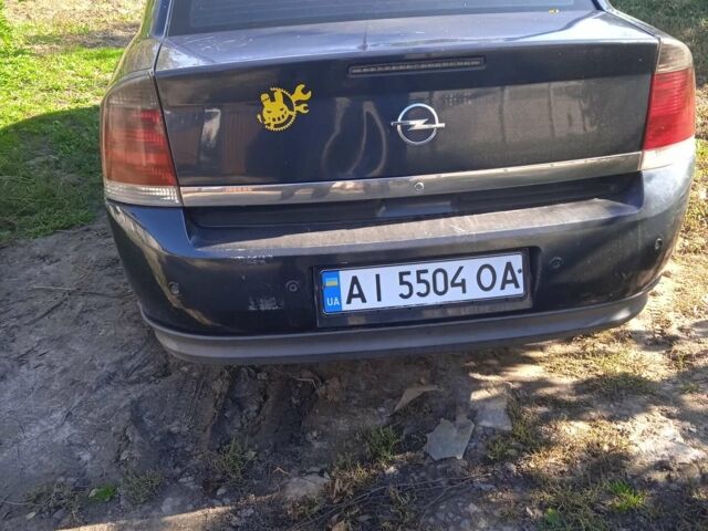 Синий Опель Вектра, объемом двигателя 2.2 л и пробегом 325 тыс. км за 3200 $, фото 6 на Automoto.ua