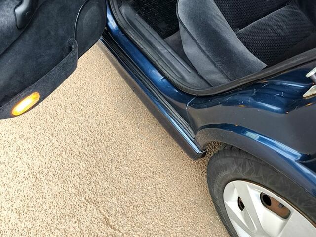 Синий Опель Вектра, объемом двигателя 1.6 л и пробегом 320 тыс. км за 3300 $, фото 9 на Automoto.ua