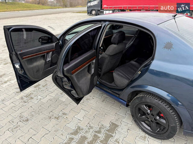 Синий Опель Вектра, объемом двигателя 2 л и пробегом 364 тыс. км за 2999 $, фото 19 на Automoto.ua