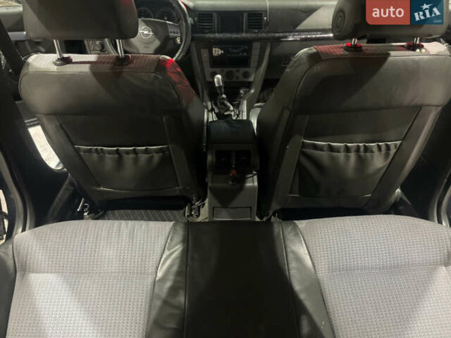 Синий Опель Вектра, объемом двигателя 2.2 л и пробегом 428 тыс. км за 3299 $, фото 9 на Automoto.ua