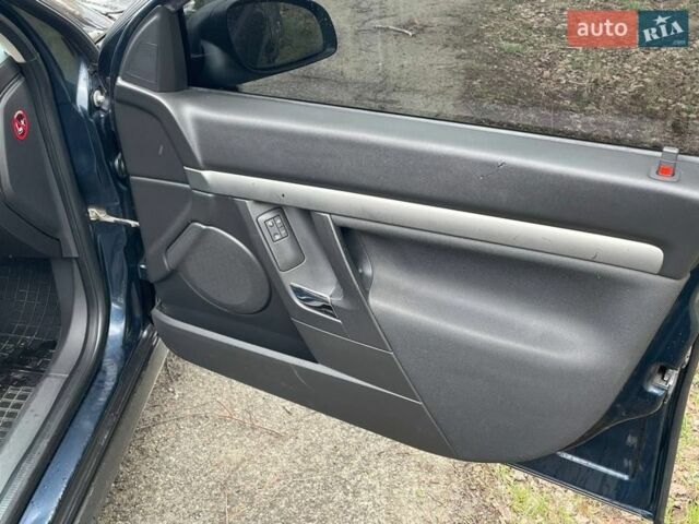 Синій Опель Вектра, об'ємом двигуна 2.2 л та пробігом 356 тис. км за 4100 $, фото 10 на Automoto.ua