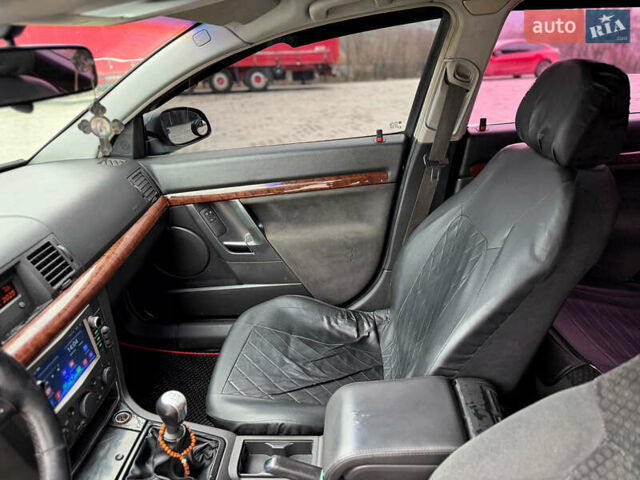 Синий Опель Вектра, объемом двигателя 2 л и пробегом 364 тыс. км за 2999 $, фото 26 на Automoto.ua