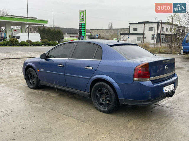 Синий Опель Вектра, объемом двигателя 2.2 л и пробегом 433 тыс. км за 3300 $, фото 5 на Automoto.ua