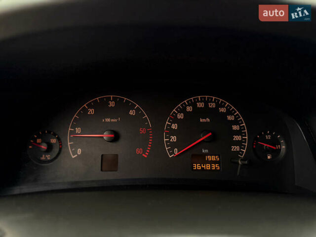 Синий Опель Вектра, объемом двигателя 2 л и пробегом 364 тыс. км за 2999 $, фото 32 на Automoto.ua