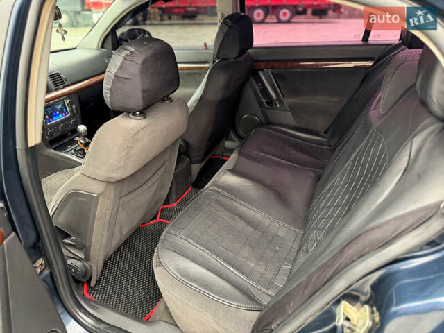 Синий Опель Вектра, объемом двигателя 2 л и пробегом 364 тыс. км за 2999 $, фото 34 на Automoto.ua