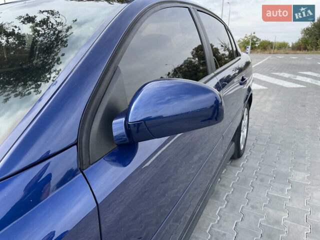 Синій Опель Вектра, об'ємом двигуна 1.8 л та пробігом 258 тис. км за 5200 $, фото 6 на Automoto.ua