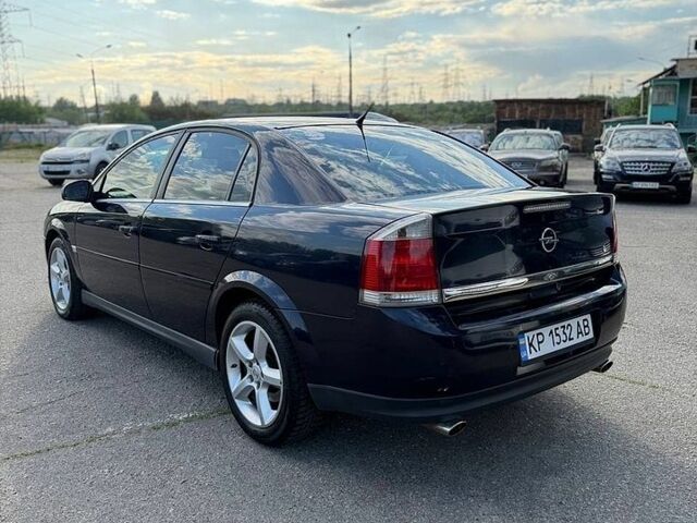 Синій Опель Вектра, об'ємом двигуна 3.2 л та пробігом 317 тис. км за 2999 $, фото 7 на Automoto.ua