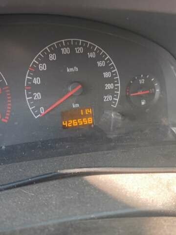 Синій Опель Вектра, об'ємом двигуна 2.2 л та пробігом 320 тис. км за 3000 $, фото 2 на Automoto.ua