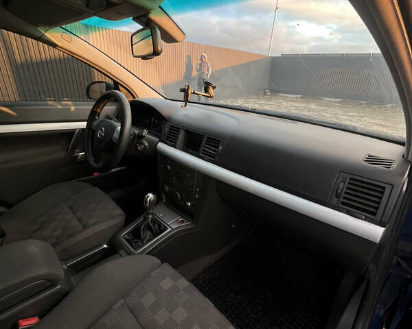 Синій Опель Вектра, об'ємом двигуна 2.17 л та пробігом 295 тис. км за 3550 $, фото 6 на Automoto.ua