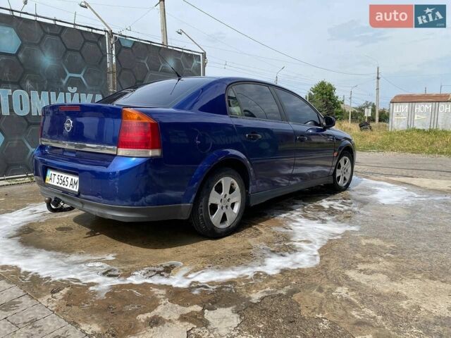 Синій Опель Вектра, об'ємом двигуна 1.8 л та пробігом 383 тис. км за 1900 $, фото 3 на Automoto.ua