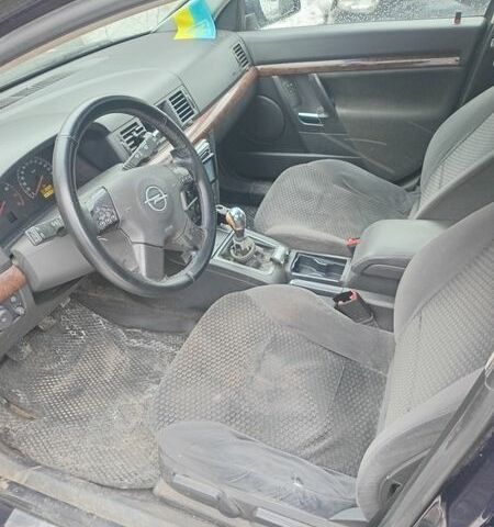 Синій Опель Вектра, об'ємом двигуна 1.8 л та пробігом 305 тис. км за 4000 $, фото 8 на Automoto.ua