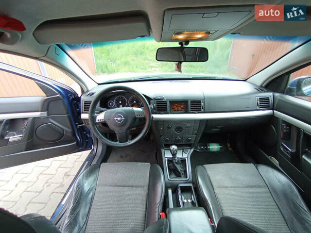 Синий Опель Вектра, объемом двигателя 2.2 л и пробегом 260 тыс. км за 3700 $, фото 8 на Automoto.ua