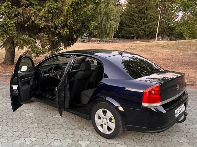 Синій Опель Вектра, об'ємом двигуна 2 л та пробігом 300 тис. км за 2999 $, фото 8 на Automoto.ua