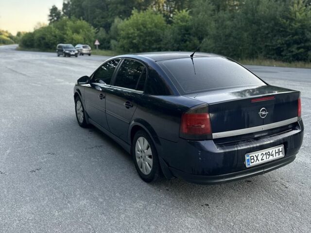 Синий Опель Вектра, объемом двигателя 2.2 л и пробегом 250 тыс. км за 3597 $, фото 2 на Automoto.ua