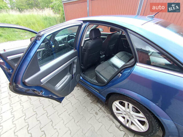 Синий Опель Вектра, объемом двигателя 2.2 л и пробегом 260 тыс. км за 3700 $, фото 7 на Automoto.ua