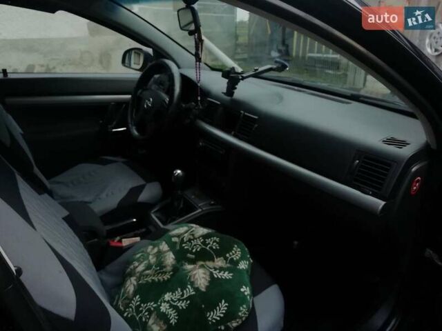 Синий Опель Вектра, объемом двигателя 2 л и пробегом 200 тыс. км за 3000 $, фото 5 на Automoto.ua