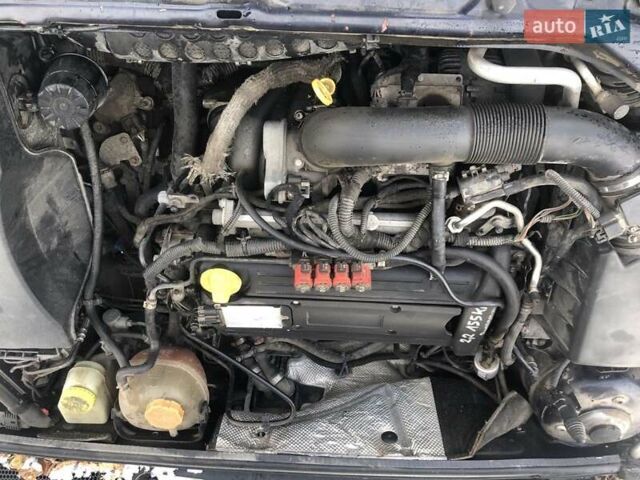 Синий Опель Вектра, объемом двигателя 2.2 л и пробегом 267 тыс. км за 3500 $, фото 6 на Automoto.ua