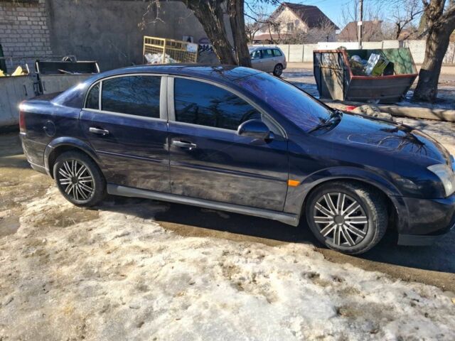 Синий Опель Вектра, объемом двигателя 2 л и пробегом 370 тыс. км за 1950 $, фото 14 на Automoto.ua