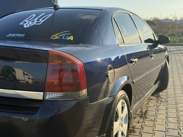 Синий Опель Вектра, объемом двигателя 2 л и пробегом 392 тыс. км за 2699 $, фото 5 на Automoto.ua