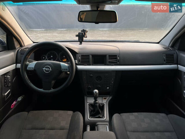 Синій Опель Вектра, об'ємом двигуна 2.17 л та пробігом 295 тис. км за 3550 $, фото 7 на Automoto.ua